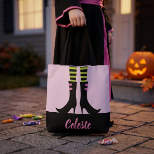 Mit Monogramm Trick oder Trete mit Hexenstiefeln Tasche
