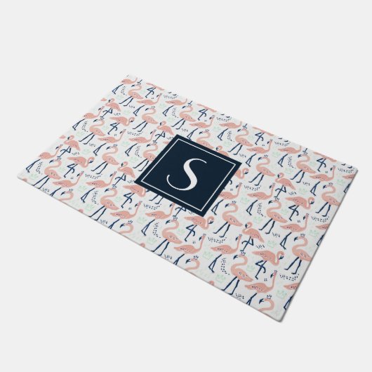 Mit Monogramm Tropenrosa Flamingo Muster Mouse Fußmatte (Schrägansicht)