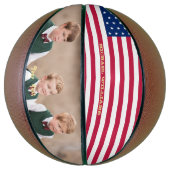 Mit Monogramm USA Flag Team Foto Patriotic America Basketball (Vertikal)