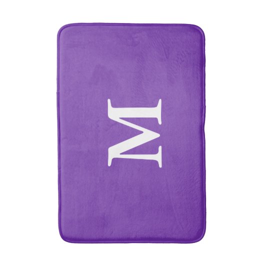 Mit Monogramm Violett Lila Badematte (Vorderseite Vertikal)