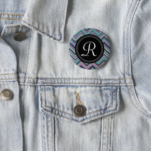Mit Monogramm weibliches Stammmuster Zickzack Button (Beispiel)