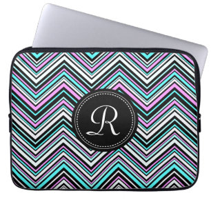 Mit Monogramm weibliches Stammmuster Zickzack Laptopschutzhülle