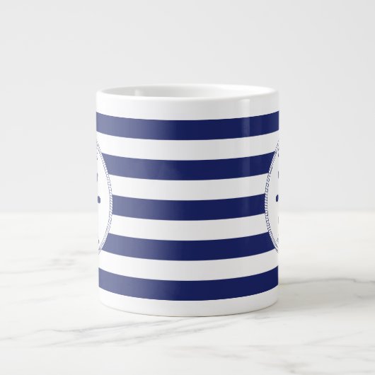 Mit Monogramm "Wheel Blue Stripe" des Schiffskapit Jumbo-Tasse (Vorderseite)