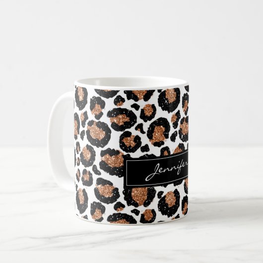 Mit Monogramm White and Gold Foil Gepardmuster Kaffeetasse (Vorderseite Links)