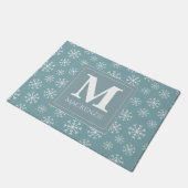 Mit Monogramm Winter-Schneeflocke-Feiertag Fußmatte (Schrägansicht)
