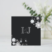 Mit Monogramm Winterhochzeit in Schwarz und Weiß Einladung (Stehend Vorderseite)