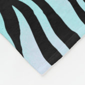 Mit Monogramm Zebra Schwarz und Aquamarin Türkis Fleecedecke (Ecke)