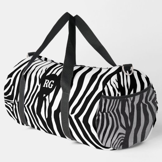 Mit Monogramm Zebra-Schwarz-Weiß-Muster Duffle Bag (Rechte Ecke)