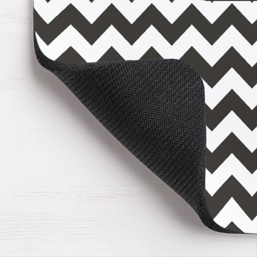 Mit Monogramm Zigzag Mousepad: Schwarze, weiße Che Mousepad (Ecke)