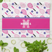 Mit Name und Initial, rosa und lila Tennisschläger Geschirrtuch (Gefaltet)