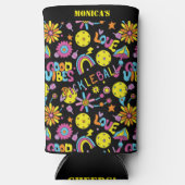 Mit Namen, Groovy, Retro 90er, schwarz Selters Dosenkühler (Vorderseite)