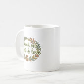 Mit Pflanzen und Liebe großgezogen Retro Kaffeetasse (Vorderseite Links)