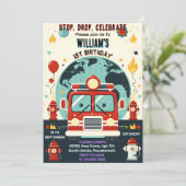 Mit Red Hot Fire Truck Motor Sicherheit 1. Geburts Einladung (Stehend Vorderseite)