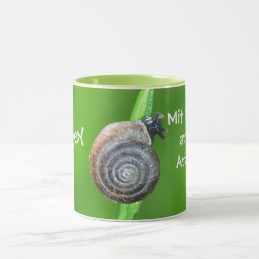 Mit Schnecke vollgas zur Arbeit Tasse (Zentrum)
