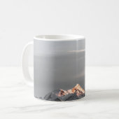MIT SCHNEE BEDECKTE BERGE KAFFEETASSE (Vorderseite Links)