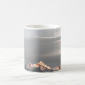 MIT SCHNEE BEDECKTE BERGE KAFFEETASSE (Mittel)