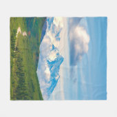 Mit seinen riesigen Bergen und umgeben von einem W Fleecedecke (Vorderseite (Horizontal))