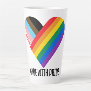Mit Stolz gefertigt, Regenbogenherz, modern und in Milchtasse