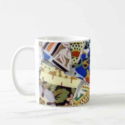 Mit Ziegeln gedeckte Kaffeetasse (Links)