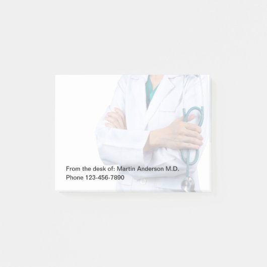 Mitarbeiter des Arztes am Schreibtisch Post-it Klebezettel (Vorderseite)