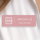 Mitarbeiter des Logobetriebes Namenschild