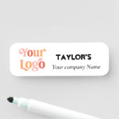 Mitarbeiter des Unternehmens hinzufügen Namensschild (Beispiel)