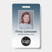 Mitarbeiter - Foto, Barcode, Logo, Namensgradient Ausweis (Vorderseite)