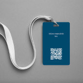 Mitarbeiter-Foto Name und Titel QR-Code Ausweis