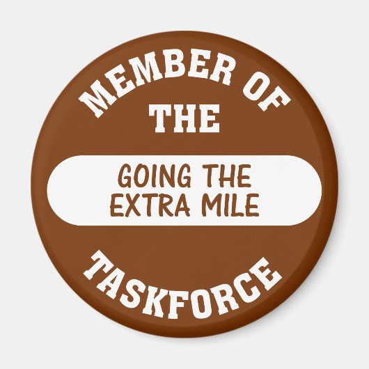 Mitglied der Task Force "Extra Mile" Magnet (Vorne)