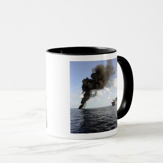 Mitglieder der US-Küstenwache Tasse (VorderseiteRechts)