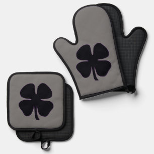 Mitt aus Grauofen, schwarz Ofenhandschuh & Topflappen-Set