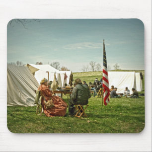 Mittagessen auf dem Schlachtfeld Mousepad