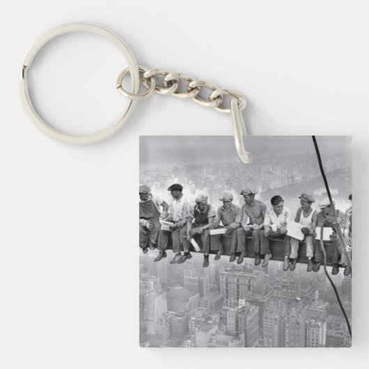 Mittagessen über einem Wolkenkratzer Schlüsselanhänger (Vorderseite)