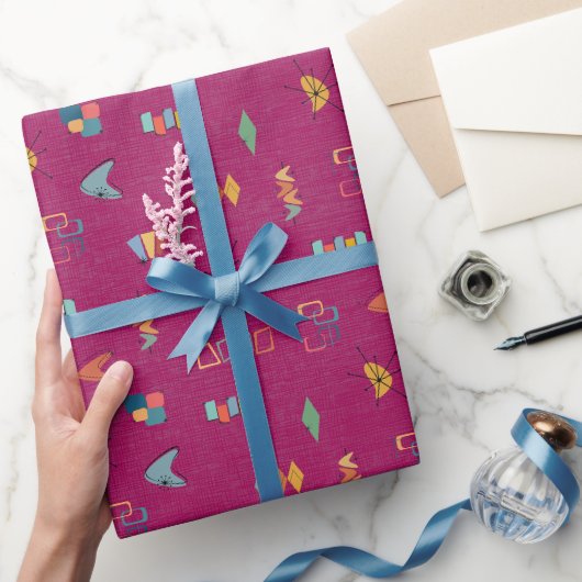 Mitte des Jahrhunderts modern strukturiert dunkles Geschenkpapier (Schenken)