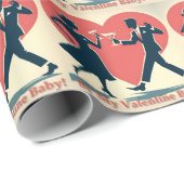 Mittelalter Valentine Modernes Angesagtes Tanzpara Geschenkpapier (Rolleneckpunkt)