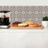 Mittelalterlich inspirierte Kachel mit botanischen