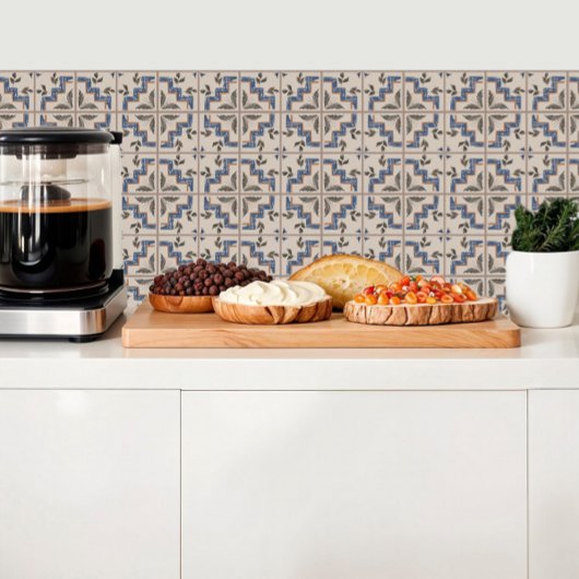 Mittelalterlich inspirierte Kachel mit botanischen