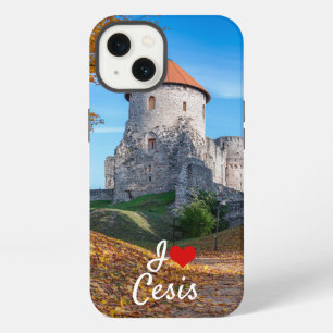Mittelalterliche Burg von Wald umgeben iPhone 13 Hülle