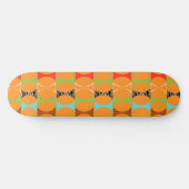 Mittelalterliche moderne Orangefarbene Musterskate Skateboard (Horizontal)