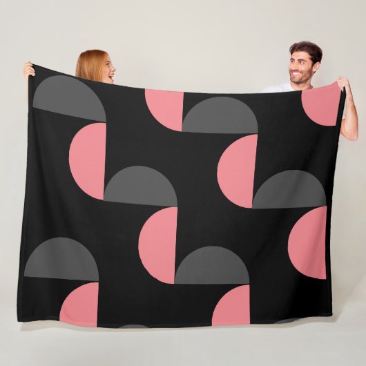 Mittelalterliche Moderne rosa schwarz und grau Fleecedecke (Beispiel)