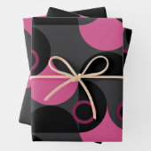 Mittelalterliche Moderne rosa schwarz und grau Geschenkpapier Set (Beispiel)