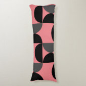 Mittelalterliche Moderne rosa schwarz und grau Seitenschläferkissen (Vorderseite Vertikal)