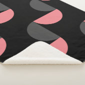 Mittelalterliche Moderne rosa schwarz und grau Sherpadecke (3/4)