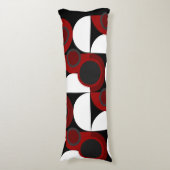 Mittelalterliche Moderne Rot, Schwarz und Grau Seitenschläferkissen (Vorderseite Vertikal)