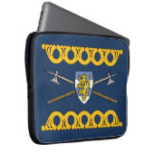 Mittelalterliche Poleaxe und Schild Laptopschutzhülle (Vorne Rechts)