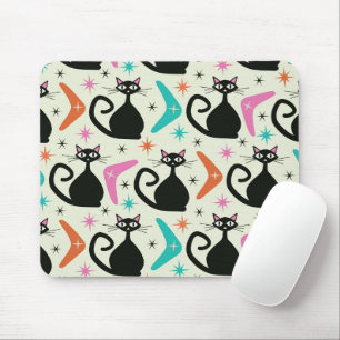 Mittelalterliche schwarze Atomkatzen mit Bumerangs Mousepad