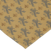 Mittelalterliche schwarze Löwen mit Fleurs de Lis Tischdecke (Schrägansicht)