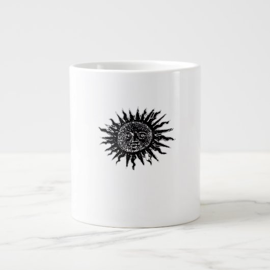 Mittelalterliche Sonnengravur - Whimsigoth Ästheti Jumbo-Tasse (Vorderseite)