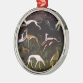 Mittelalterliche Windhunde im tiefen Holz Silbernes Ornament (Links)