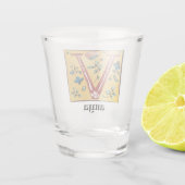 mittelalterlicher blorbeleuchteter Letter V Monogr Schnapsglas (Rückseite)
